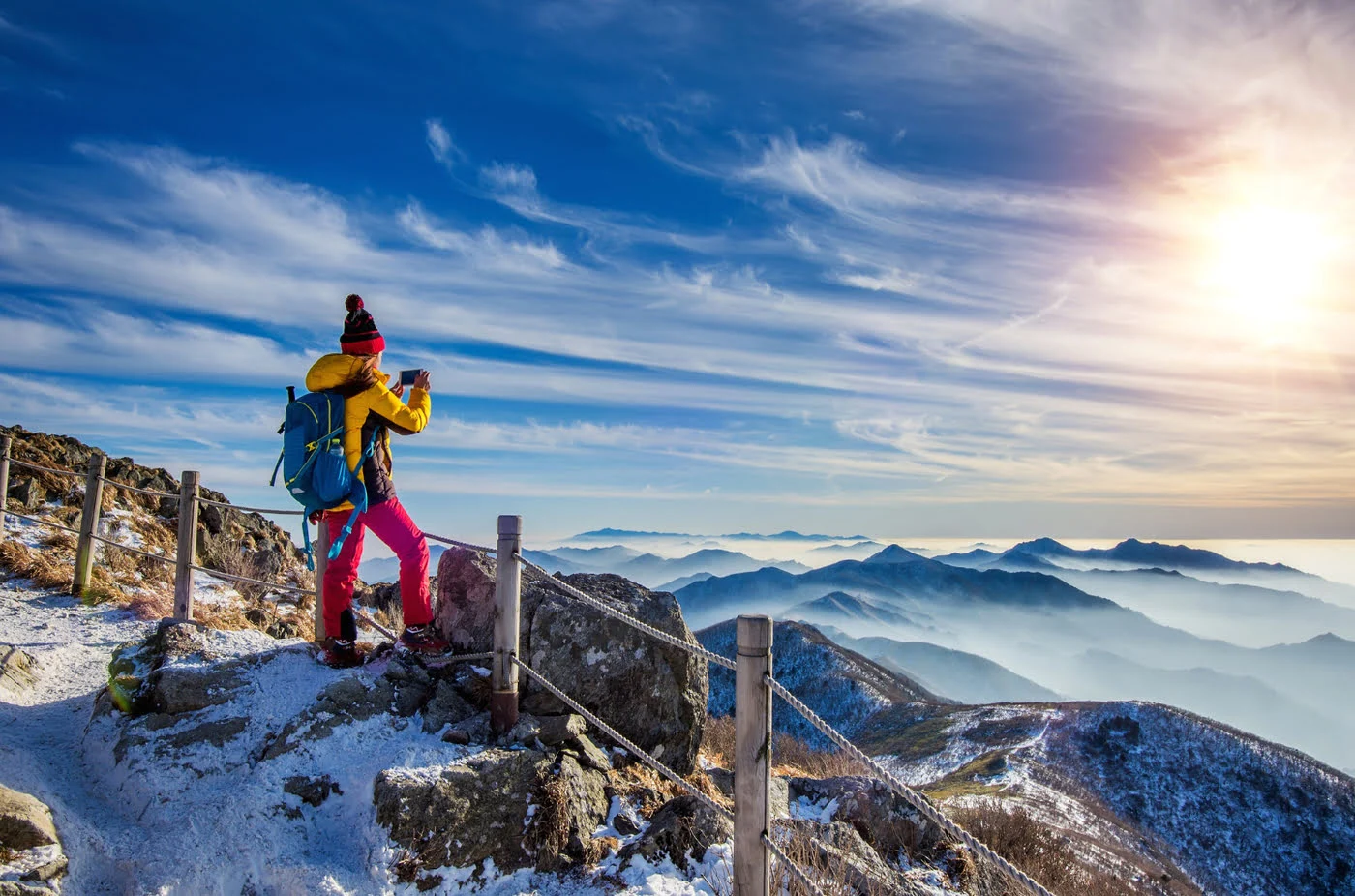 women-talking-mountains-photo
